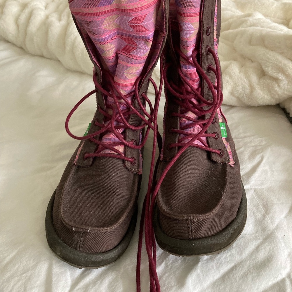 Sanuk Stevie Sidewalk Surfer mid-calf boots size 7